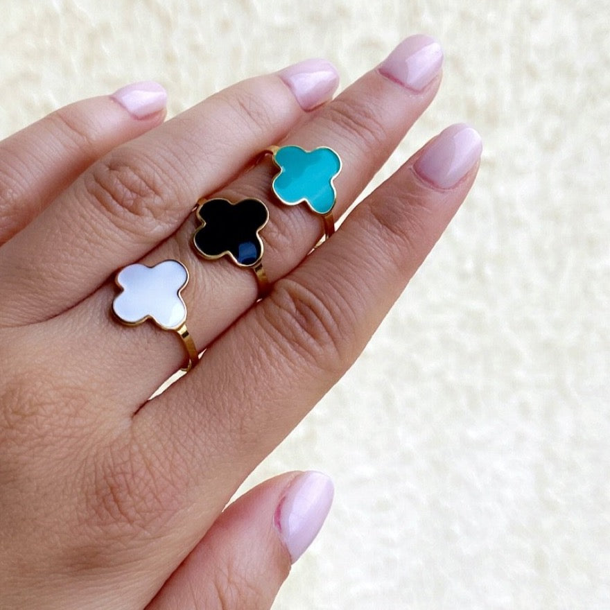 <transcy>LOUISE ring</transcy>